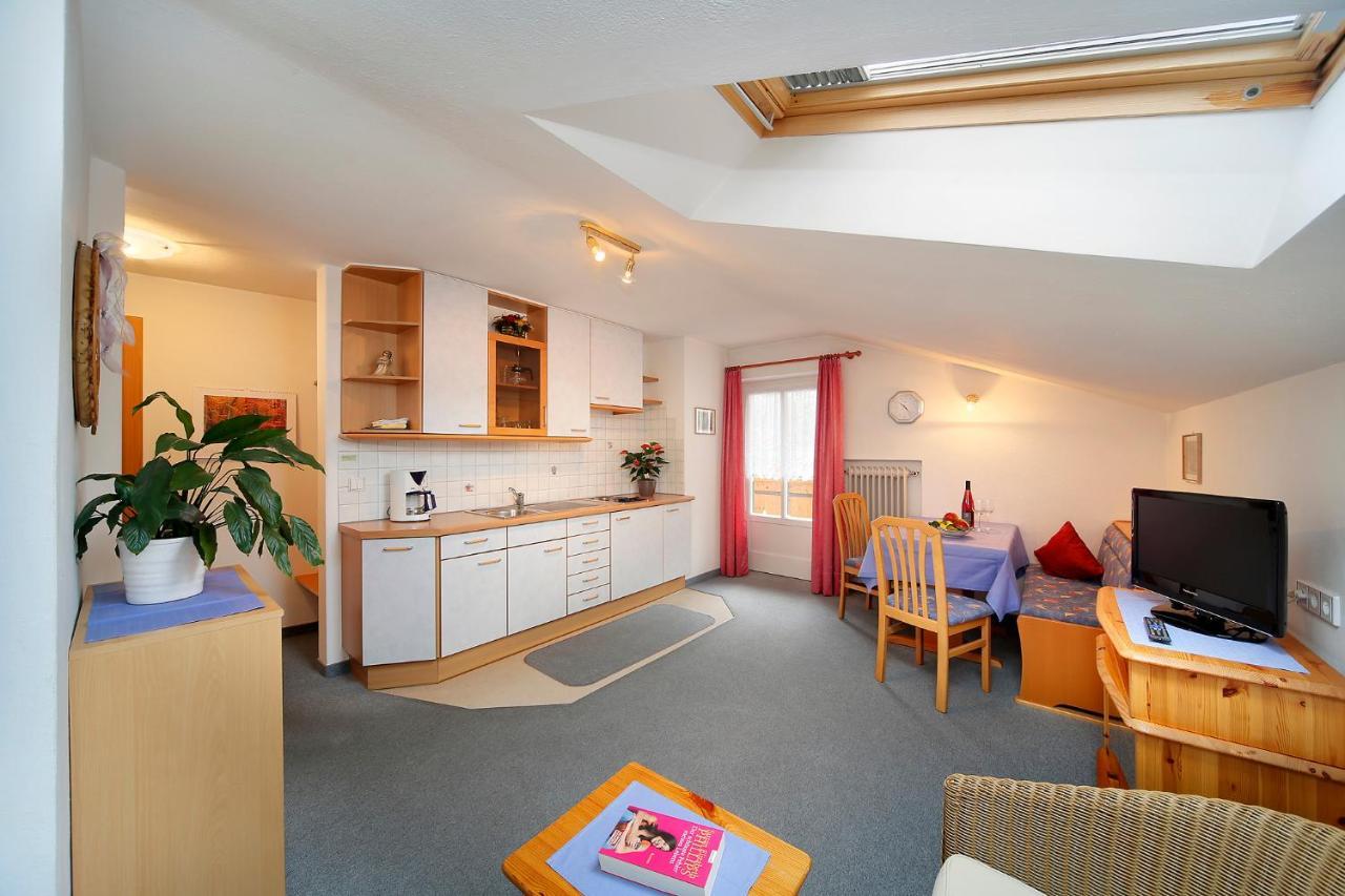 Haus Bernhard Appartement Schenna Buitenkant foto