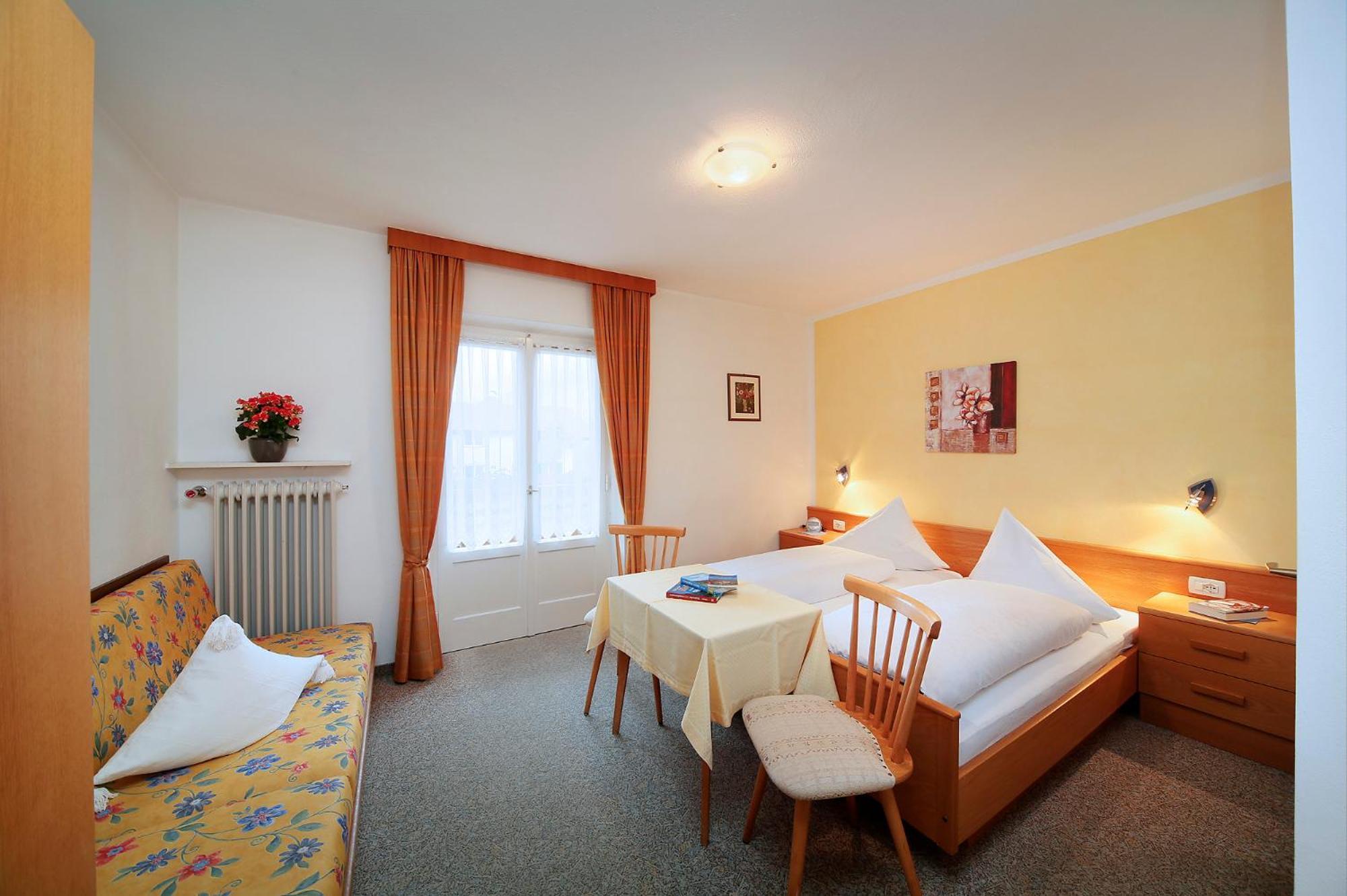 Haus Bernhard Appartement Schenna Buitenkant foto